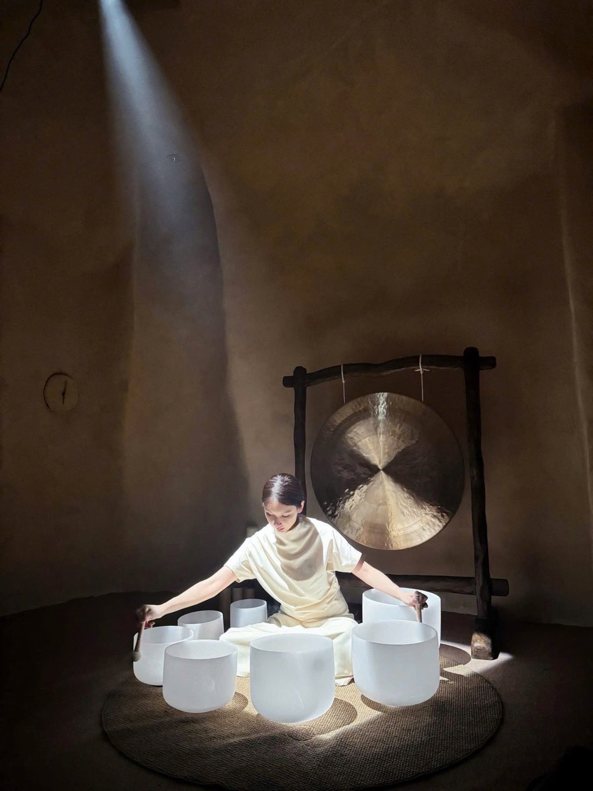 Crystal bowl & gong session
